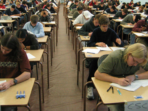 环球视野：外国高考如何维护公平